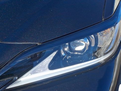 Used 2022 Lexus ES 350 w/ Premium Package image 10