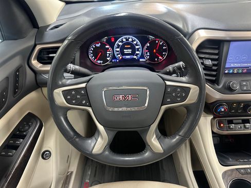 Used 2020 GMC Acadia Denali AWD/4WD image 13