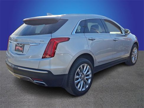 Used 2019 Cadillac XT5 Platinum image 4