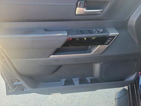 Certified 2025 Toyota Tundra Limited image 11