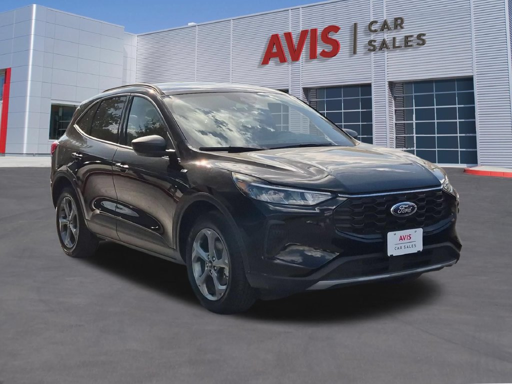 Used 2025 Ford Escape ST-Line AWD/4WD image 3