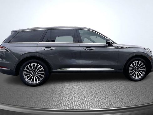 Certified 2023 Lincoln Aviator Reserve w/ Equipment Group 201A RWD image 4