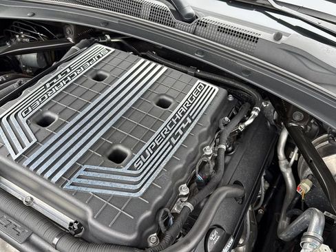 Used 2017 Chevrolet Camaro ZL1 image 39