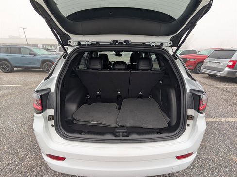 Used 2022 Jeep Compass High Altitude image 12