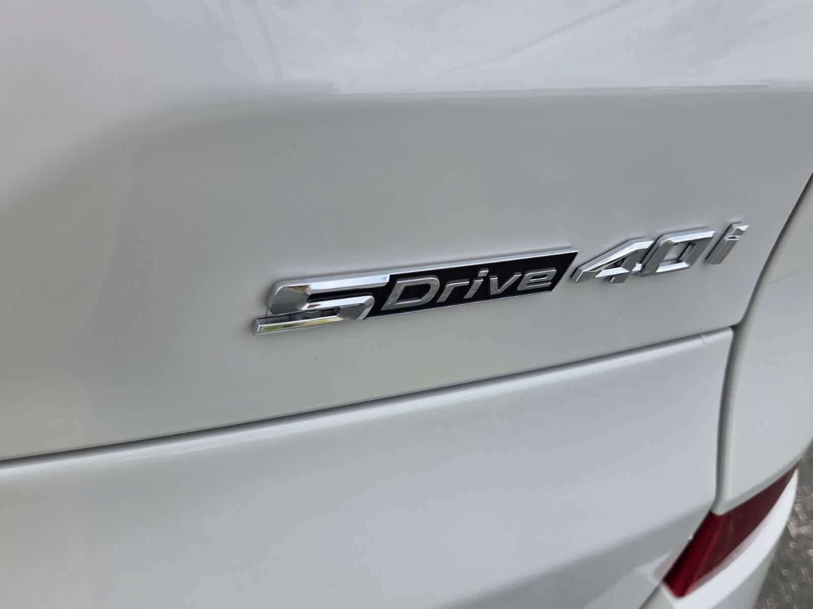 Used 2026 BMW X5 sDrive40i w/ M Sport Package RWD image 17