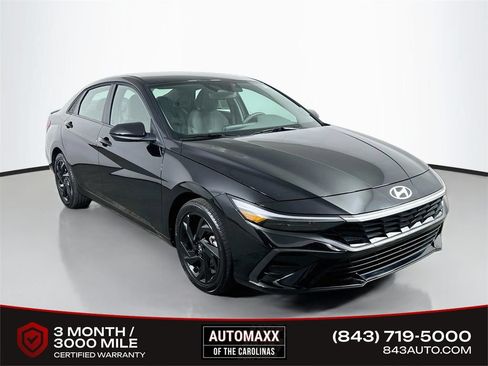 Used 2026 Hyundai Elantra Sport w/ Cargo Package FWD image 1
