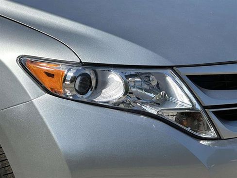 Used 2015 Toyota Venza XLE AWD/4WD image 7