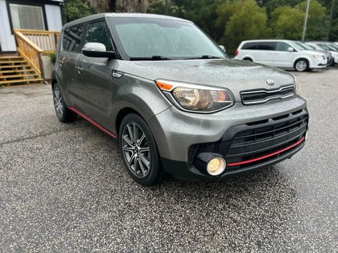 Used 2018 Kia Soul ! image 5