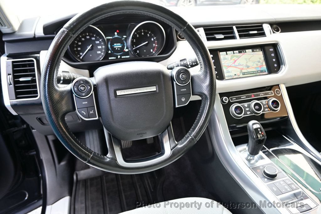 Used 2016 Land Rover Range Rover Sport HSE AWD/4WD image 5