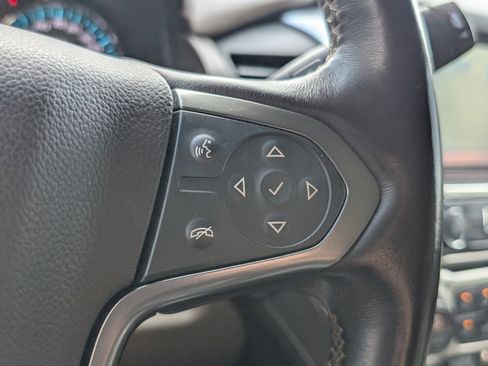Used 2020 Chevrolet Suburban Premier RWD image 24