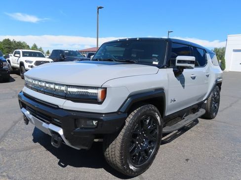 Used 2025 GMC Hummer EV 2X AWD/4WD image 3