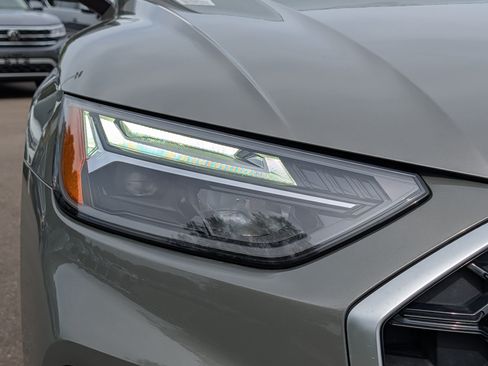 Used 2023 Audi Q5 2.0T Premium Plus w/ Premium Plus Package AWD/4WD image 16