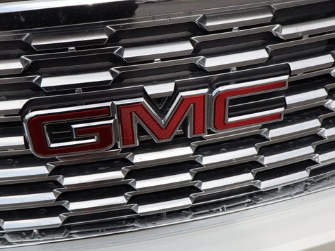 Used 2019 GMC Yukon Denali w/ Open Road Package image 31