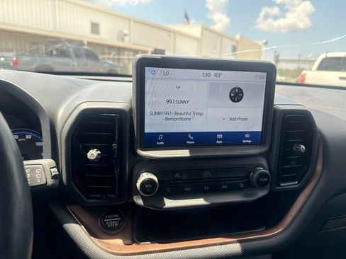 Used 2023 Ford Bronco Sport Outer Banks AWD/4WD image 10