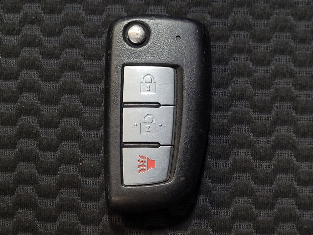 Used 2019 Nissan Rogue Sport S FWD image 32