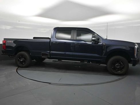 Used 2024 Ford F250 XL w/ STX Appearance Package AWD/4WD image 9
