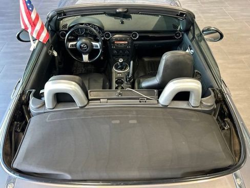 Used 2008 MAZDA MX-5 Miata Grand Touring RWD image 27