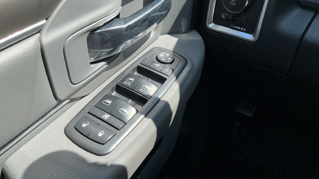 Used 2018 RAM 1500 Lone Star AWD/4WD image 14