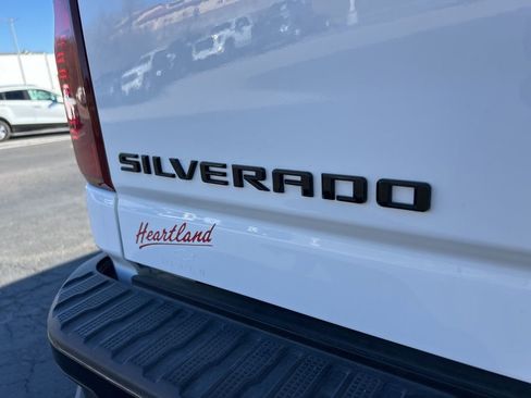 Used 2024 Chevrolet Silverado 2500 Custom w/ Custom Convenience Package image 13