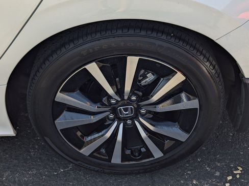 Used 2022 Honda Civic EX image 7