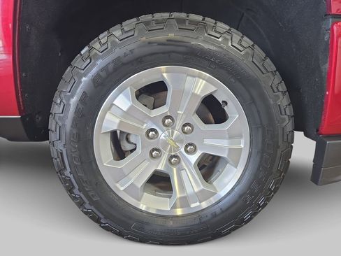 Used 2018 Chevrolet Silverado 1500 LT w/ All Star Edition AWD/4WD image 35