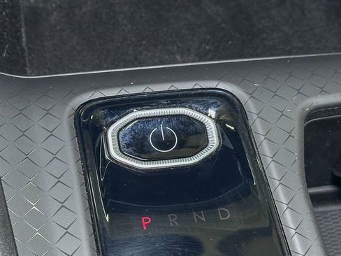 Used 2025 Jeep Wagoneer S Limited image 37