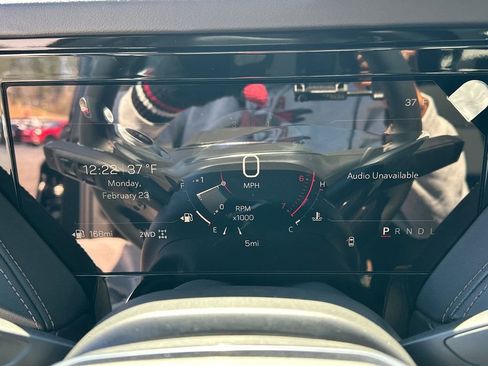 New 2026 GMC Yukon XL AT4 w/ AT4 Premium Package image 28