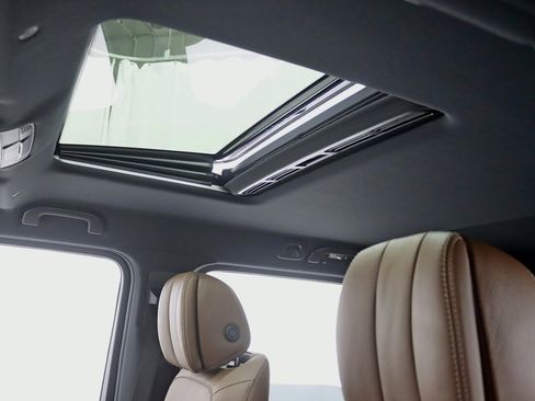 Used 2021 Mercedes-Benz G 550 image 30