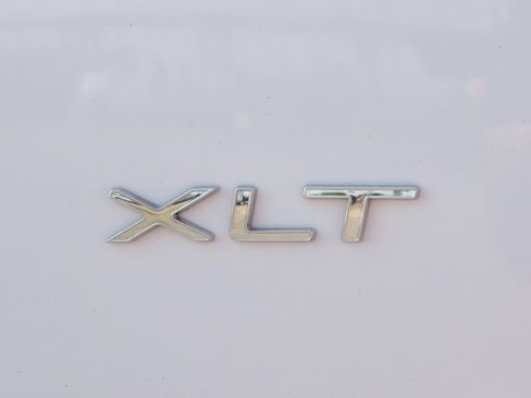 Used 2023 Ford Transit 350 XLT RWD image 30