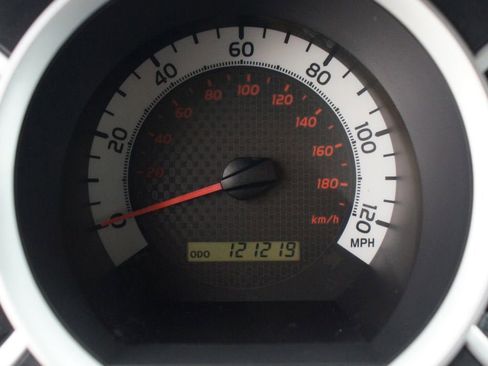 Used 2013 Toyota Tacoma 2WD Access Cab image 4