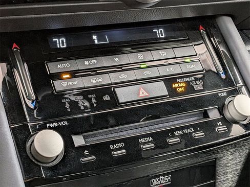 Used 2022 Lexus IS 350 F Sport image 25