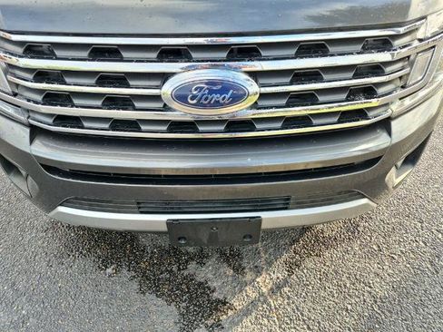 Certified 2021 Ford Expedition XLT RWD image 6