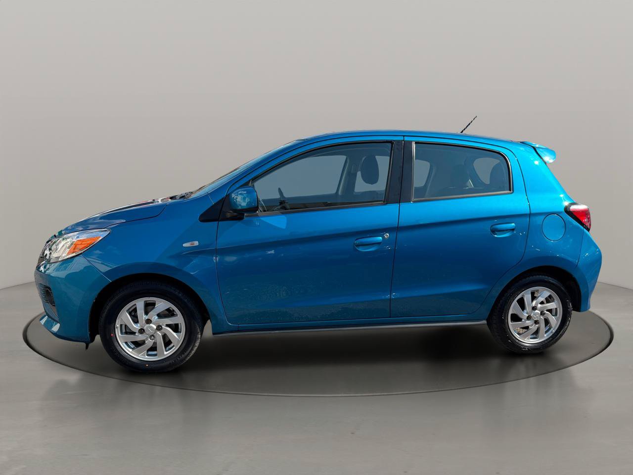 Used 2024 Mitsubishi Mirage LE FWD image 3