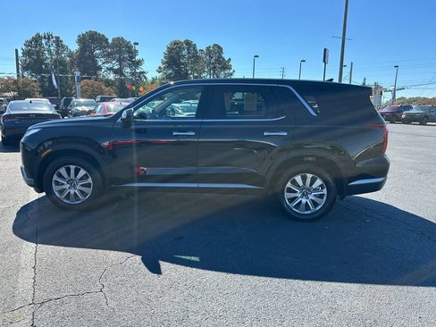 Used 2025 Hyundai Palisade SE FWD image 6