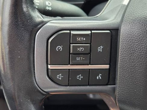 Used 2023 Ford F250 Lariat w/ Black Appearance Package AWD/4WD image 24