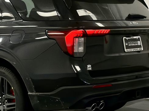 New 2026 Ford Explorer ST image 6