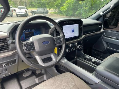 Used 2024 Ford F150 XLT w/ Mobile Office Package RWD image 32