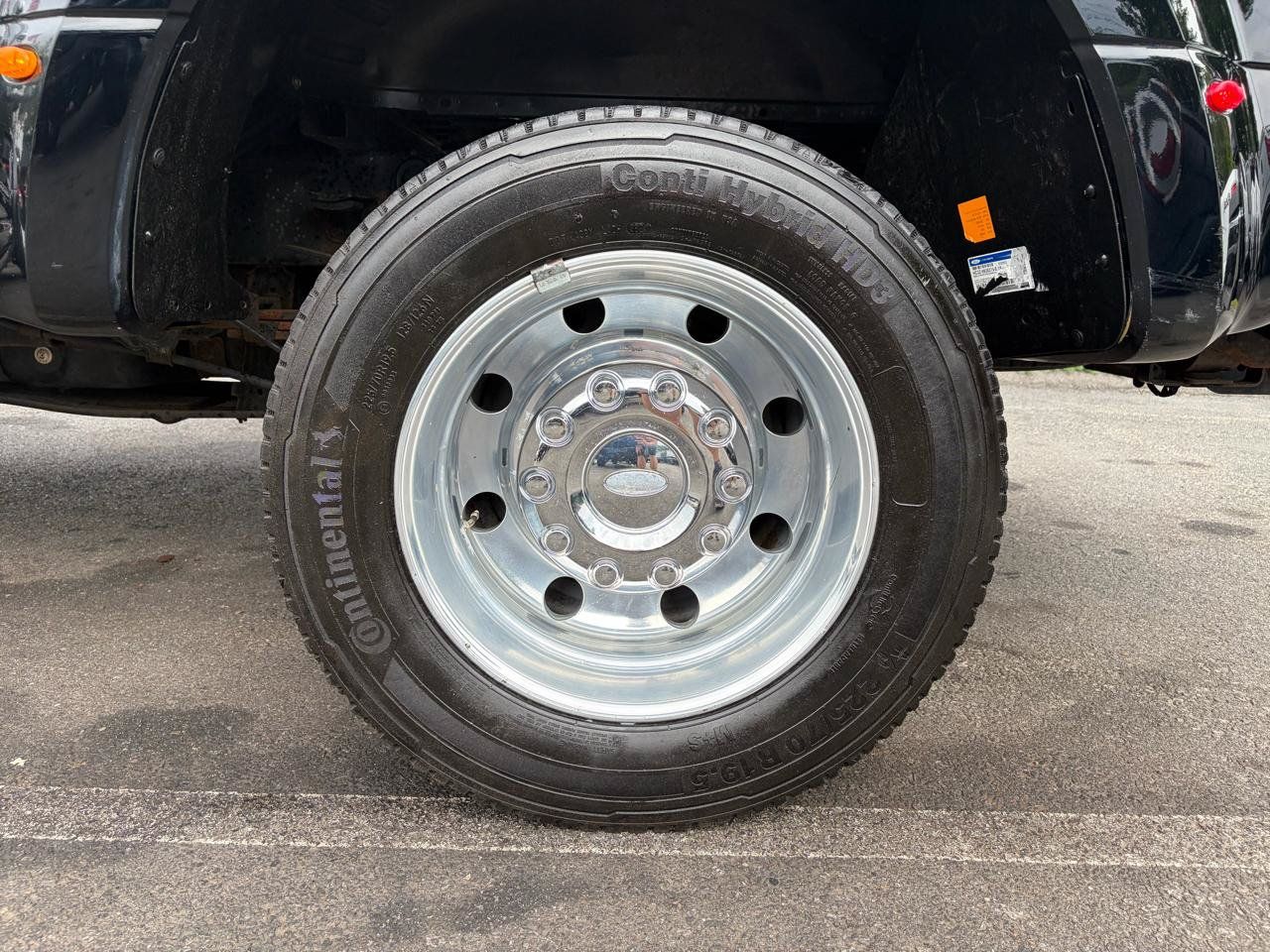 Used 2017 Ford F450 Platinum w/ Platinum Ultimate Package AWD/4WD image 14
