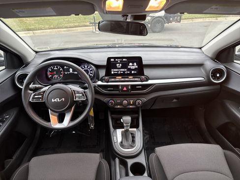 Used 2023 Kia Forte LXS w/ LXS Technology Package image 20