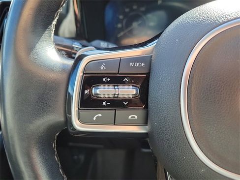 Used 2023 Kia Sorento SX Prestige image 28
