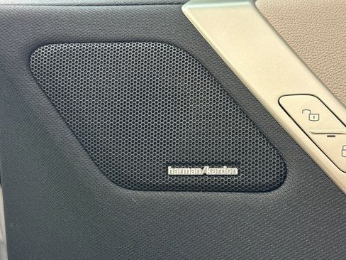 Certified 2022 BMW iX xDrive50 w/ Premium Package image 20