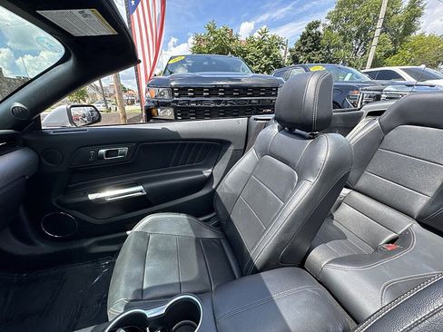 Used 2023 Ford Mustang Premium image 20