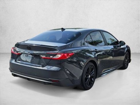 Used 2025 Toyota Camry SE w/ Multimedia Upgrade Package FWD image 5