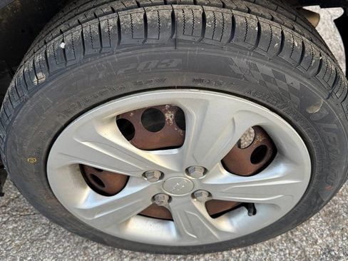 Used 2020 Chevrolet Spark LS image 28