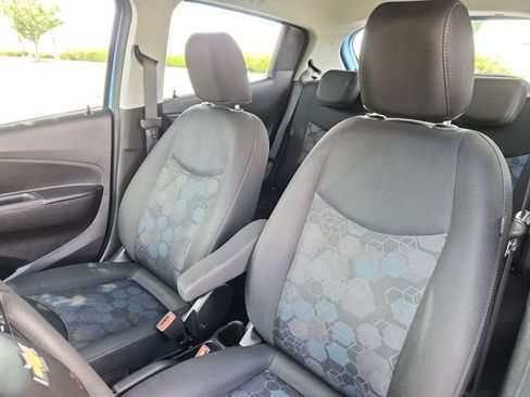 Used 2018 Chevrolet Spark LT FWD image 20