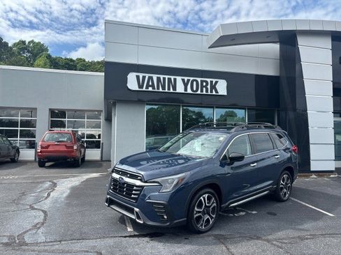 Certified 2024 Subaru Ascent Touring AWD/4WD image 1