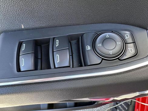 Used 2023 Chevrolet Silverado 1500 LT Trail Boss w/ LT Trail Boss Premium Package AWD/4WD image 9