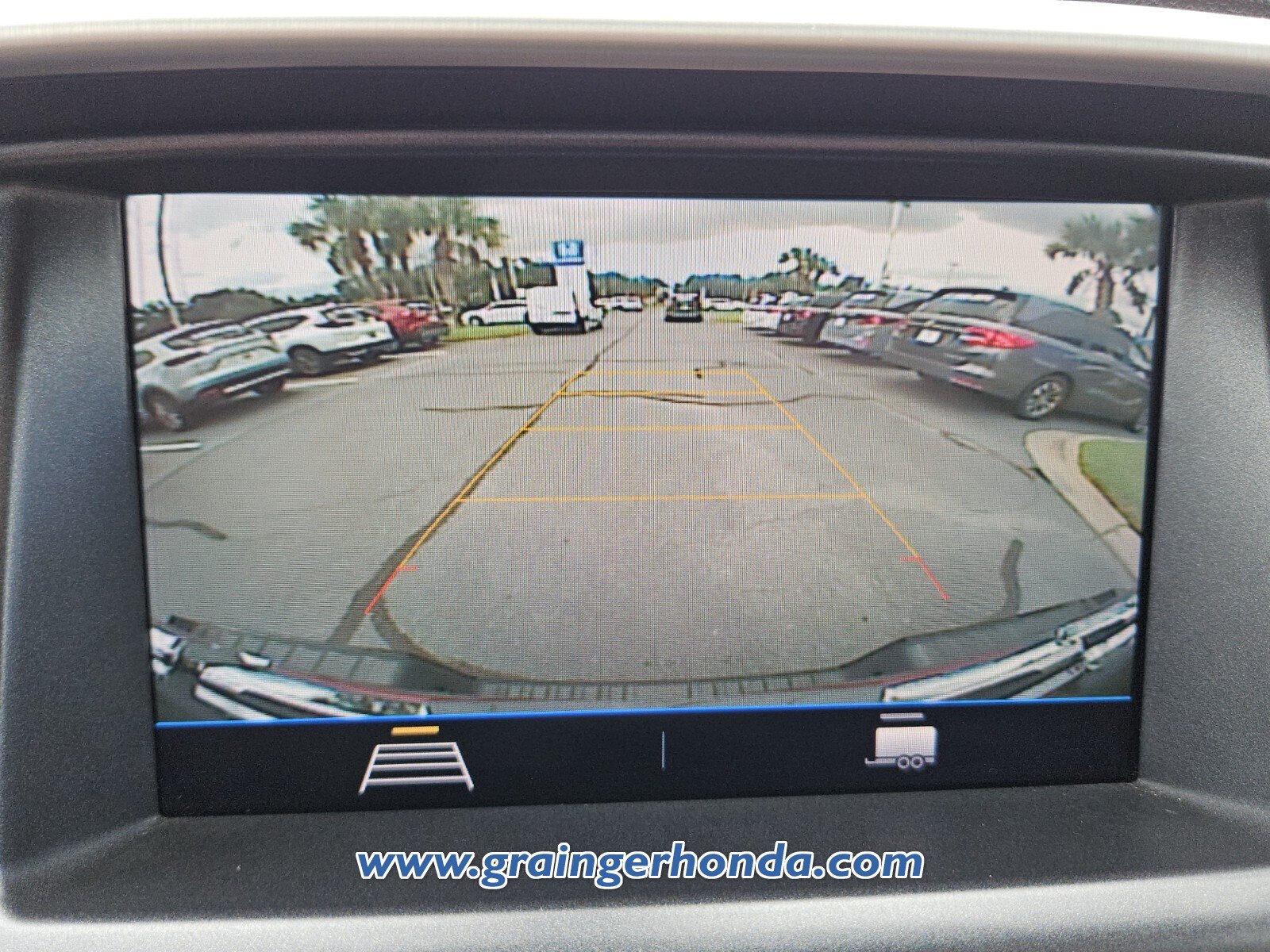Used 2022 GMC Canyon Elevation w/ Trailering Package RWD image 16