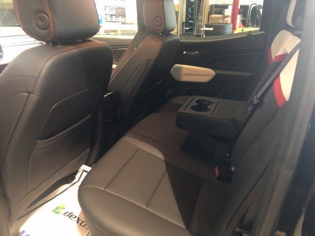 Certified 2024 GMC Canyon AT4X AWD/4WD image 7