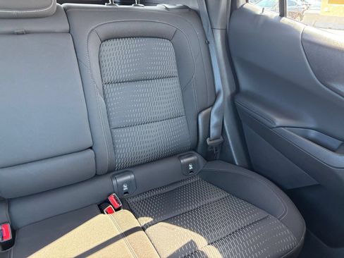 Used 2025 Chevrolet Equinox LT FWD image 37